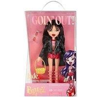 Bratz Goin/' Out! Doll - Jade - 1 Collectible Fashion Doll with Accessories, Comes With an Outfit, a Purse, a Pair of Sunglasses, and a Brush - Kids Toy - Great for Ages 6 and Older