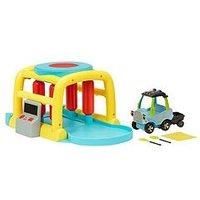 Little Tikes Let/'s Go Cozy Coupe - Colour Change Carwash With Push and Play Vehicle - Includes Go Green Truck, Playset, Garden Tools & Wagon - Suitable For Toddlers From 3 Years