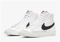 Nike Blazer Mid '77 Vntg, Men's Basketball Shoes, White (White/Black 000), 8 UK (42.5 EU)