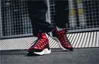 Nike ACG React Terra Gobe Black Red White Walking Hiking UK Size 8 EUR 42.5