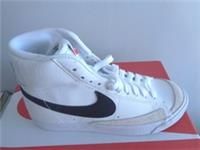 Nike Blazer Mid 77 Junior - White Black