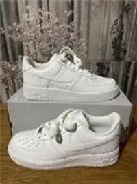 Nike Men's AIR Force 1 '07 Basketball Shoe, White, 10 UK