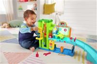 Fisher-Price Little People Toddler Playset with Toy Car, Ramp and Smart Stages Content, Light-Up Learning Garage, UK English Version, HRB33