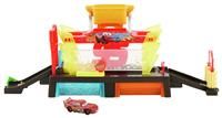 Mattel Disney and Pixar Cars Color Changers Car Wash Playset with Color Changing Lightning McQueen Toy Vehicle, 20-Inches Long, Connects to Other Sets, JBM70