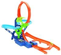 Stunt Tracks Mid-Air Crash Playset with 1:64 Scale Toy Car