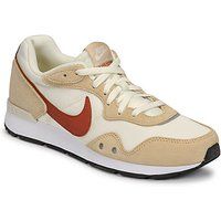 Nike  NIKE VENTURE RUNNER  women's Shoes (Trainers) in Beige