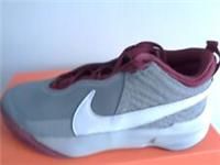 Nike Team Hustle D 10 (GS) trainer's CW6735 007 uk 4 eu 36.5 us 4.5 Y NEW+BOX
