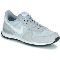 Nike Light Grey Internationalist Trainers