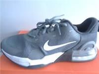 NIKE Men/'s M AIR MAX Alpha Trainer 5 Sneaker, Black/White-Black, 9 UK