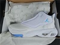 Nike Jordan Max Aura 4 White Uni Blue Men's Trainers  New Uk7 Eu41