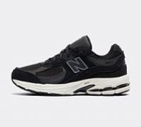 New Balance Junior 2002R Trainer - Black - Size 3