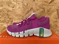 Nike Free Metcon Hyper Violet Size UK 3.5 US 6 DV3950 501