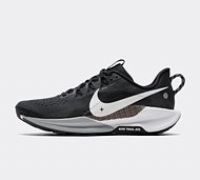 Nike Pegasus Trail 5 Trainer - Black - Size 11