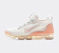 Nike Junior VaporMax 2021 Flyknit Trainer - White - Size 6