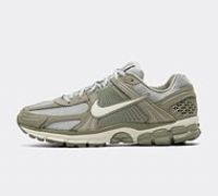 Nike Zoom Vomero 5 Trainer - Green - Size 7.5
