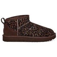 UGG Women/'s Classic Ultra Mini Caspian Fashion Boot, Burnt Cedar, 4 UK