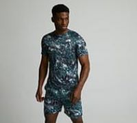 The North Face Men/'s 24/7 S/S Reg AOP T-Shirt, Deep Nori Trail Grid Pr, M