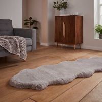 Fairmont Park Lehi area rug Table Tufted Sheepskin Silver Silver Novelty 60 x 180cm
