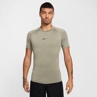 Nike Pro Men's Dri-FIT Tight Short-Sleeve Fitness Top - Green - Polyester/Elastane