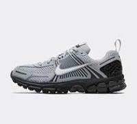 Nike Junior Zoom Vomero 5 Trainer - Grey - Size 5.5