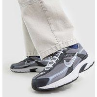 Nike initiator trainers in black & silver