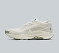 Nike Pegasus Trail 5 GORE-TEX Trainer - Beige - Size 9.5