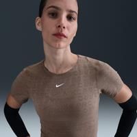 Nike Pro Women's Dri-FIT Short-Sleeve Cropped Jacquard Top - Brown - Nylon/Elastane