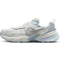 NIKE Women/'s V2K Run Sneaker, Platinum Tint Platinum Tint Summit White, 6 UK