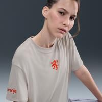 Netherlands Relaxed Women's Nike One Dri-FIT Football Short-Sleeve Top - Brown - Polyester/Cotton/Elastane