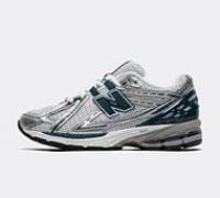New Balance Womens 1906R Trainer - Silver - Size 4