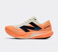 New Balance Womens FuelCell Rebel v4 Trainer - Orange - Size 3.5