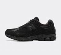 New Balance 2002R Trainer - Black - Size 7.5