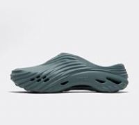 Crocs Echo Wave Sandal - Grey - Size 11