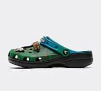 Crocs Junior Classic Clog - Green - Size 5