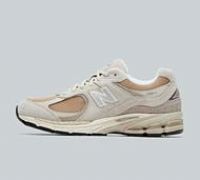 New Balance 2002R Trainer - Beige - Size 6