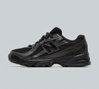 New Balance Junior 740 Trainer - Black - Size 4