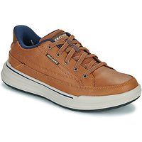 Skechers  STERLING HANSEL SLIP-INS  men's Shoes (Trainers) in Brown