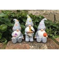 3-Piece Rustic Gnome Statue Set - Grey Or Multicolour!