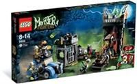 LEGO 9466 The Crazy Scientist & His Monster New & Sealed Rare