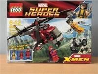 LEGO Marvel Super Heroes 6866 Wolverine/'s Chopper Showdown