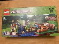 LEGO Minecraft: The Farm (21114) New Unopened