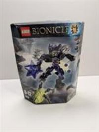 Lego Bionicle  Protector of Earth. Brand New, Unboxed small rip on the hang tab.