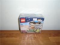 Lego Bricktober Bakery 40143 Brand New Sealed. FREE POSTAGE
