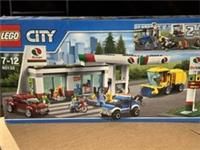 LEGO CITY 60132:Service Station*****BRAND NEW IN SEALED BOX*****