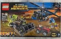 LEGO 76054 DC Super Heroes: Batman: Scarecrow Harvest of Fear Brand New & Sealed