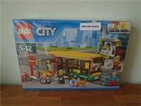 LEGO CITY: Bus Station (60154)