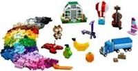 LEGO Classic 10704 Creative Building Blocks Box Set - 900 Pieces - NEW Unopened