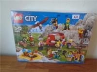 LEGO City 60202 People Who Live in the City – Outdoor Adventure (164 pieces)