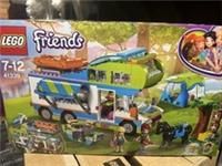 LEGO Friends Mia’s Camper Van 41339 Building Set (488 Pieces) 488