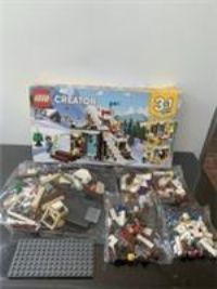 LEGO Creator 3in1 Modular Winter Vacation 31080 Building Kit (374 Piece)